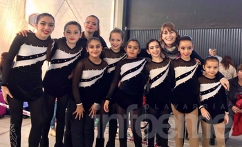 Imagen de la nota:  Gran labor de las patinadoras albinegras en el regional