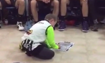 Imagen de la nota: Video: Jaime, el hincha bataraz que motivó al  platel de básquet