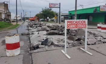 Imagen de la nota: Realizan trabajos de repavimentación en Sierras Bayas