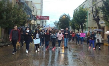 Imagen de la nota: Se realizó una marcha en Olavarría