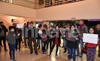 Imagen de la nota: Video: Se manifestaron en repudio a Baby Etchecopar