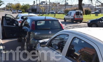 Imagen de la nota: Tres autos protagonizaron un choque en fila