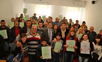 Imagen de la nota: Se entregaron más de 60 actas de Afectación a Vivienda