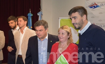 Imagen de la nota: Nuevo acto de firma y entrega de escrituras