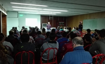 Imagen de la nota: Capacitaciones para estudiantes y profesores en la Escuela Técnica