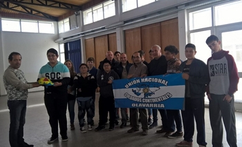 Soldados Continentales visitaron la Escuela Secundaria N° 16 Imagen de la nota: Soldados Continentales visitaron la Escuela Secundaria N° 16