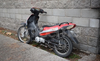 Imagen de la nota: Una joven chocó y le secuestraron el vehículo