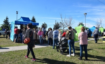 Imagen de la nota: Mercado en tu barrio en el Parque Eva Perón