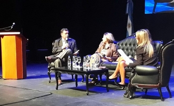 Sobrino en una jornada sobre Niñez y Derechos Humanos Imagen de la nota: Sobrino en una jornada sobre Niñez y Derechos Humanos