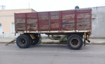 Imagen de la nota: Piden el retiro de otro acoplado abandonado
