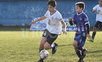 Imagen de la nota: Racing -de local- ganó todo y Estudiantes -afuera- no pudo