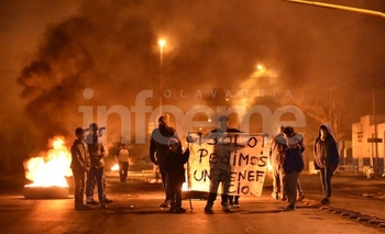 Imagen de la nota: Corte de tránsito y quema de gomas en barrio Belén