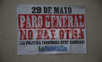 Imagen de la nota: Con fuerte adhesión local, comenzó el Paro General