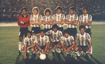 Alves, Carabelli y Paternó los locales que jugaron con “D10s” Imagen de la nota: Alves, Carabelli y Paternó los locales que jugaron con “D10s”