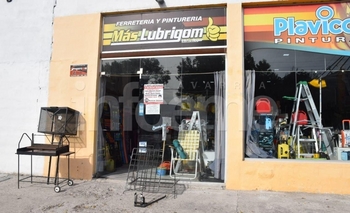 Un adolescente asaltó una ferretería del barrio Alberdi Imagen de la nota: Un adolescente asaltó una ferretería del barrio Alberdi