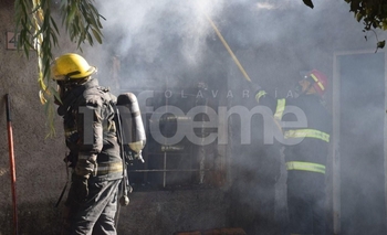 Imagen de la nota: Por causas desconocidas, se incendió una vivienda