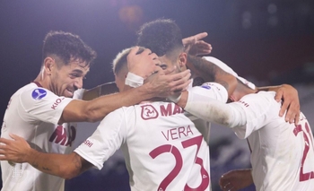 Copa Sudamericana: sin De la Vega, ganó Lanús Imagen de la nota: Copa Sudamericana: sin De la Vega, ganó Lanús