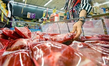 Freno en las exportaciones de carne hasta noviembre Imagen de la nota: Freno en las exportaciones de carne hasta noviembre