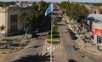 Imagen de la nota: Bolívar: se restringirá la circulación de 17 a 9 de la mañana 