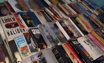Donaron libros a la Unidad Nº17 de Urdampilleta   Imagen de la nota: Donaron libros a la Unidad Nº17 de Urdampilleta