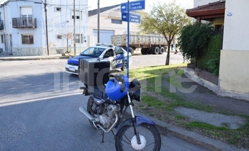 Imagen de la nota: Chocó a un motomandados y se fugó 