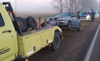 Imagen de la nota: Hacía zigzag en la ruta y le secuestraron el auto