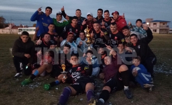 Imagen de la nota: Veteranos F.C. fue el ganador del Torneo Clasificación de FOLA