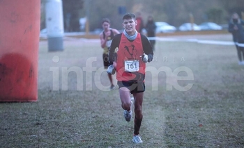 Imagen de la nota: Un olavarriense se impuso en los 7K del “Provincial de Cross”