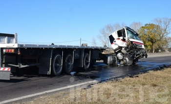 Imagen de la nota: Impactante accidente a metros del peaje de Hinojo