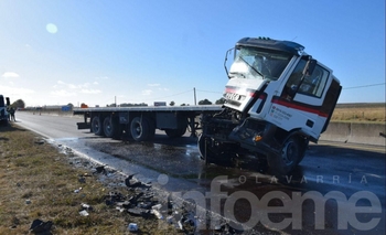 Imagen de la nota: Se conoció el estado del camionero accidentado 