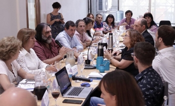 Imagen de la nota: Paritarias bonaerenses: los docentes pidieron actualización y adelantamiento de tramos