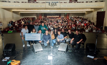 Herederos y Martín Barraza recaudaron $1.8 millones a beneficio de Ilusiones Imagen de la nota: Herederos y Martín Barraza recaudaron $1.8 millones a beneficio de Ilusiones