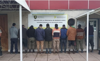 Imagen de la nota: Sorprendieron a 10 cazadores con animales muertos y 18 galgos: quedaron imputados