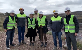 Concejales del Bloque Juntos visitaron Cementos Avellaneda por el Día de la Minería Imagen de la nota:  Concejales del Bloque Juntos visitaron Cementos Avellaneda por el Día de la Minería