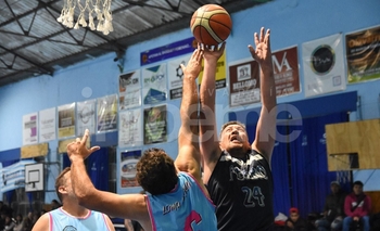 Imagen de la nota:  Maxiliga: el Torneo Oficial terminó con la Fase Regular