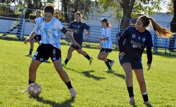 Imagen de la nota: Fútbol Femenino: volvió la acción para las dos categorías