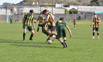 Imagen de la nota: Torneo Unión Regional Deportiva: goleadas también en Sub21