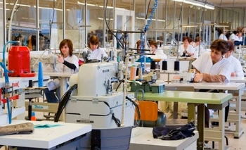 Imagen de la nota: Alertan que la industria pierde nueve empleos por hora y agrava la informalidad