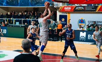 Imagen de la nota: Liga Nacional: Ferro lo ganó con el tiro del final y está en “Semis”