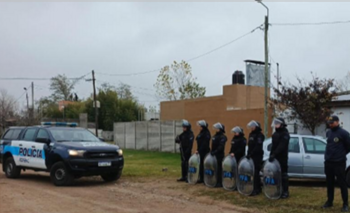 Imagen de la nota: Allanaron y desmantelaron tres puntos de venta de drogas en la Ciudad