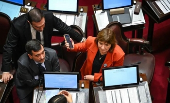 Imagen de la nota: Zona fría: el oficialismo deberá negociar voto a voto en el Senado