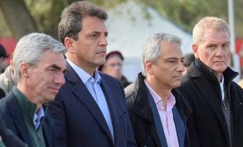 Imagen de la nota: ¿Última Cena?: Eseverri participó de la reunión de intendentes con Massa