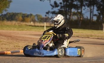 Imagen de la nota: El Karting comenzó la actividad en el Amco