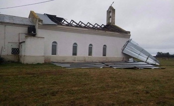 Imagen de la nota: Municipio entregó subsidio a la Capilla San Miguel Arcángel