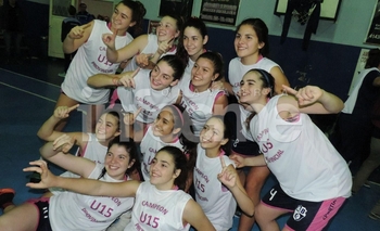 Imagen de la nota: Olavarría gritó campeón y jugará el Argentino