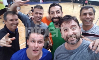 Imagen de la nota: El Maxivóley de Estudiantes juega en Mar del Plata