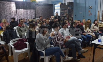 Imagen de la nota: Diputada Macha dio charla para tomadores de créditos UVA