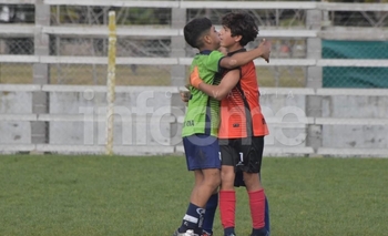 Imagen de la nota: Embajadores logró un triunfo sobre dos presentaciones