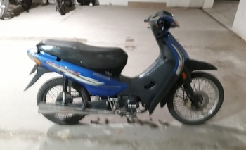 Imagen de la nota: La interceptaron cuando iba a bordo de una moto robada