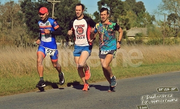 Imagen de la nota:  Los olavarrienses volvieron de Rauch repletos de medallas
